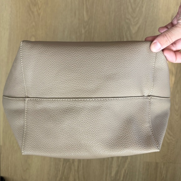 The Row calfskin N/S park large NWOT - Picture 7 of 8